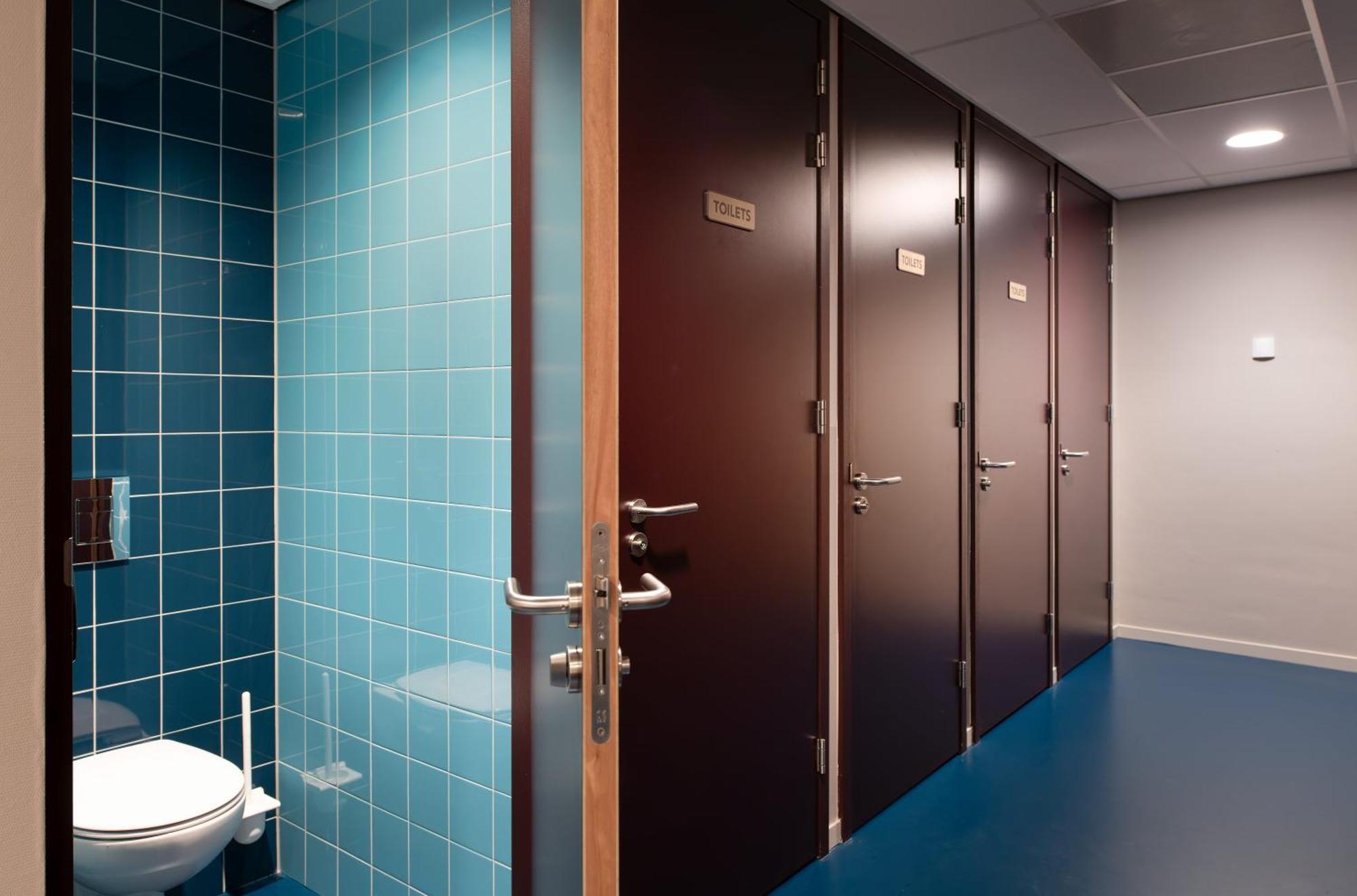 Stayokay Hostel Amsterdam Stadsdoelen - Refurbished November 2024 Phòng bức ảnh